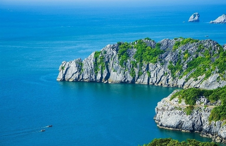 Cảnh báo nguy hiểm: Những lưu ý khi Trekking vào khu vực núi đá Cát Bà.